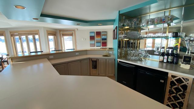 2480 E Lakeshore Drive, Crown Point, IN 46307