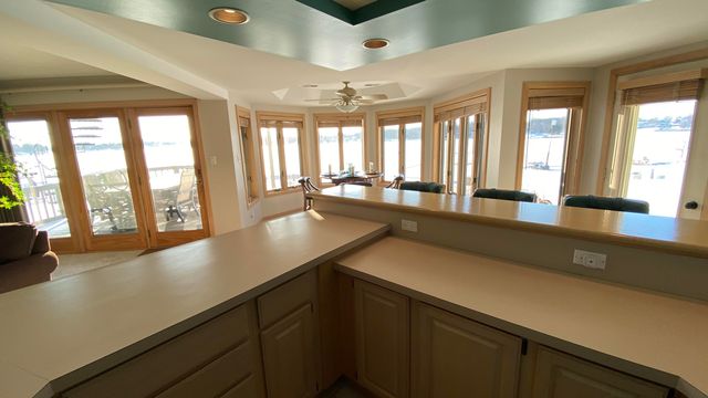 2480 E Lakeshore Drive, Crown Point, IN 46307