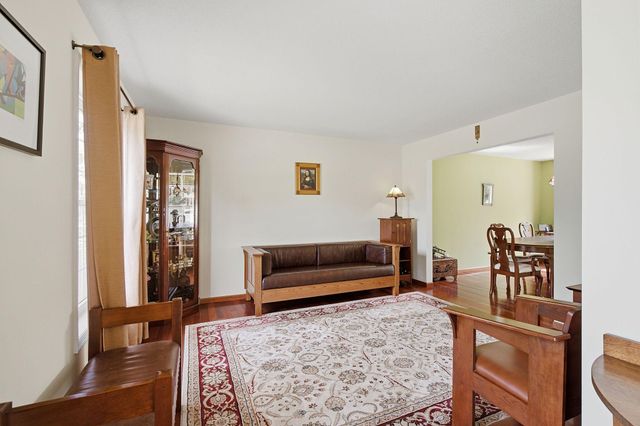 4918 Rusten Road, Eagan, MN 55122