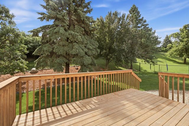 4918 Rusten Road, Eagan, MN 55122