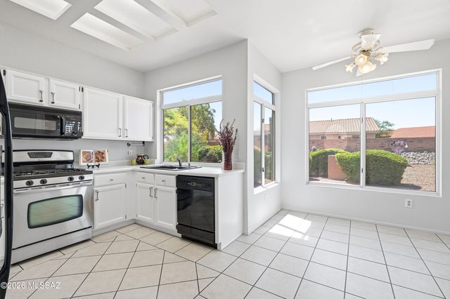 14701 N Alamo Canyon Drive, Oro Valley, AZ 85755