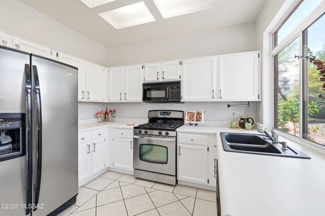 14701 N Alamo Canyon Drive, Oro Valley, AZ 85755