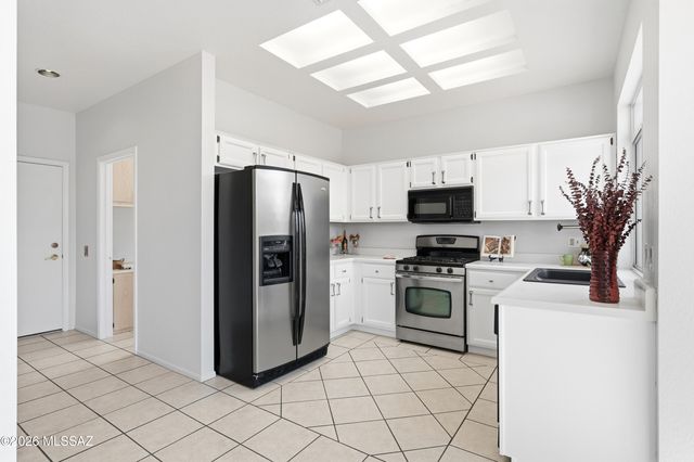 14701 N Alamo Canyon Drive, Oro Valley, AZ 85755