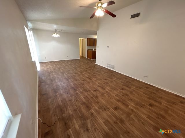 2108 Carousel, Killeen, TX 76543