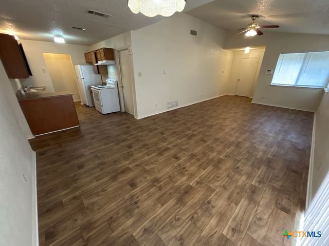 2108 Carousel, Killeen, TX 76543