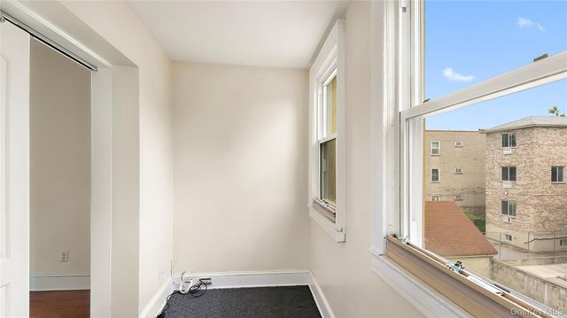 1129 221st, Bronx, NY 10469