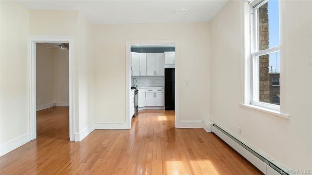 1129 221st, Bronx, NY 10469