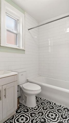 1129 221st, Bronx, NY 10469
