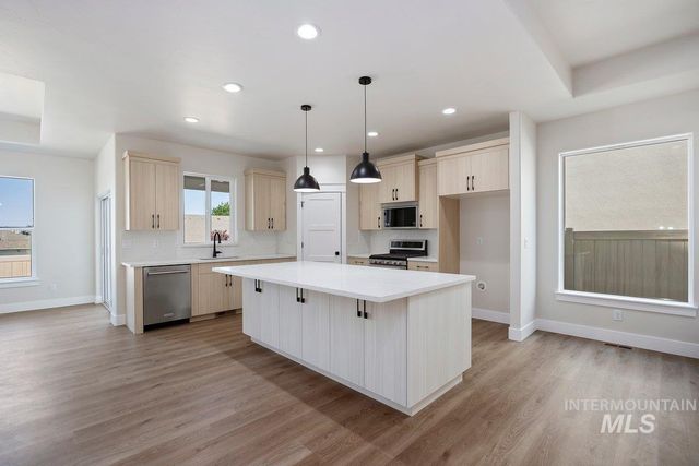 523 Canyon Falls Dr., Twin Falls, ID 83301