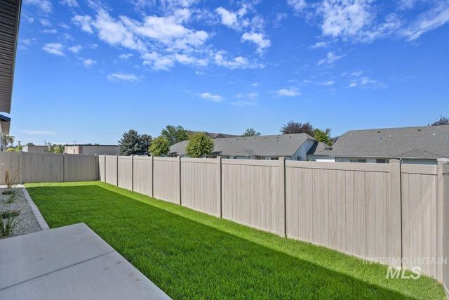 523 Canyon Falls Dr., Twin Falls, ID 83301