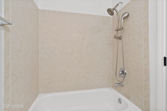 2067 W Cadbury Court, Tucson, AZ 85713