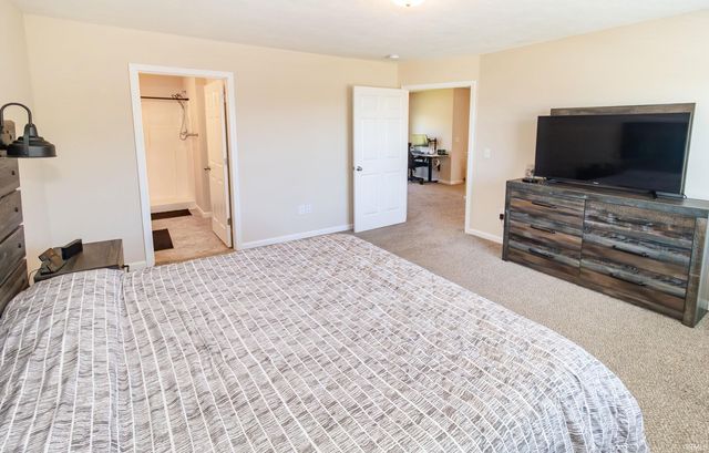 15141 Shakespeare Drive, Evansville, IN 47725