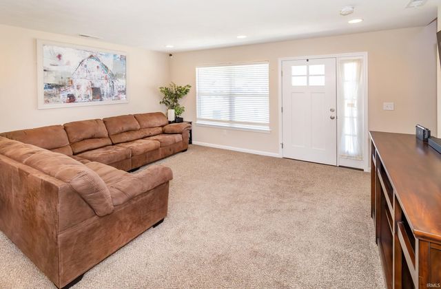 15141 Shakespeare Drive, Evansville, IN 47725