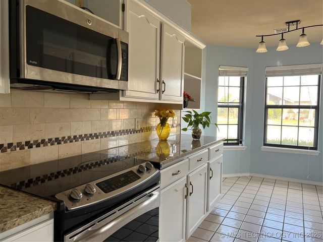 6224 E 49th Street, Tulsa, OK 74135