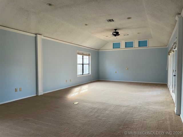 6224 E 49th Street, Tulsa, OK 74135