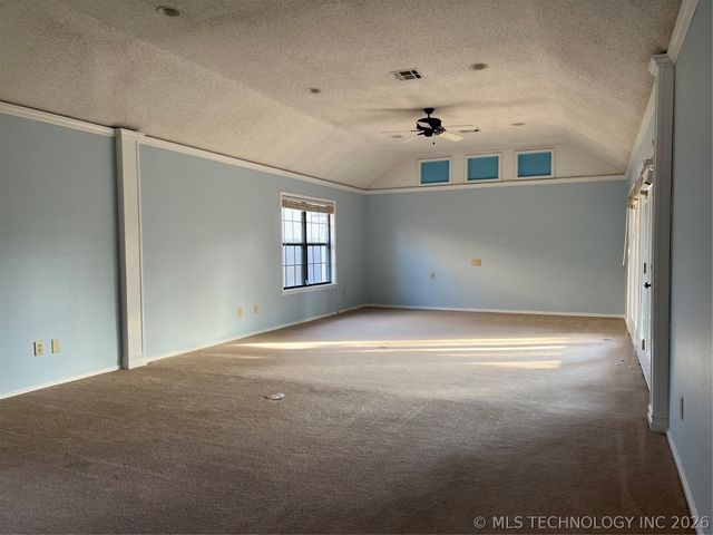 6224 E 49th Street, Tulsa, OK 74135