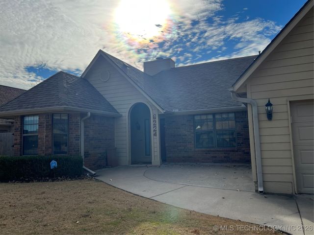 6224 E 49th Street, Tulsa, OK 74135