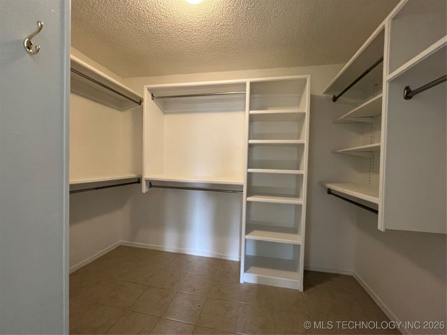 6224 E 49th Street, Tulsa, OK 74135