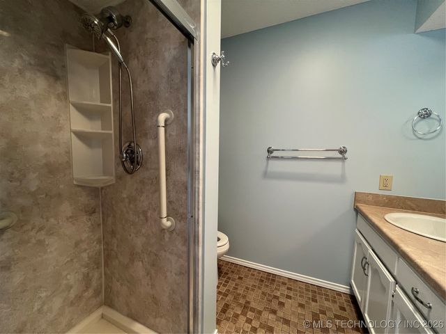 6224 E 49th Street, Tulsa, OK 74135