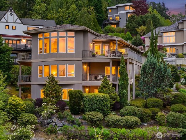 6317 NE 138th Place, Kirkland, WA 98034
