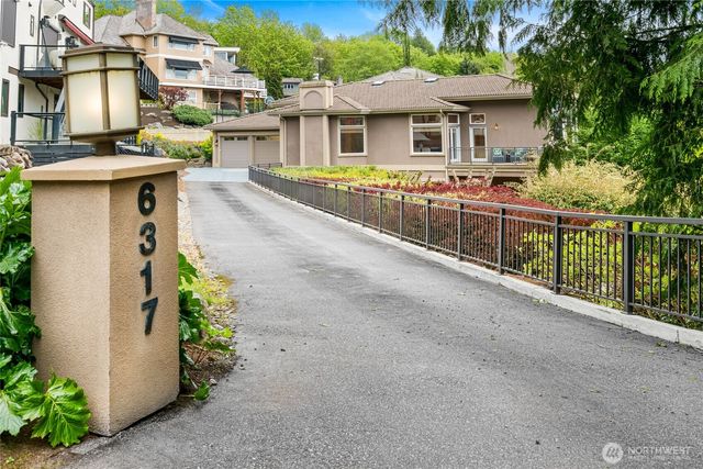6317 NE 138th Place, Kirkland, WA 98034