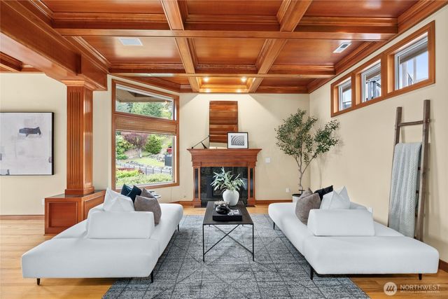 6317 NE 138th Place, Kirkland, WA 98034