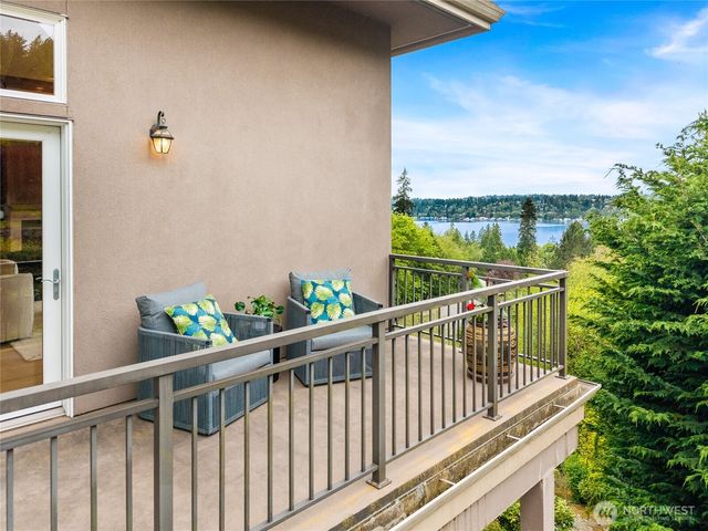 6317 NE 138th Place, Kirkland, WA 98034
