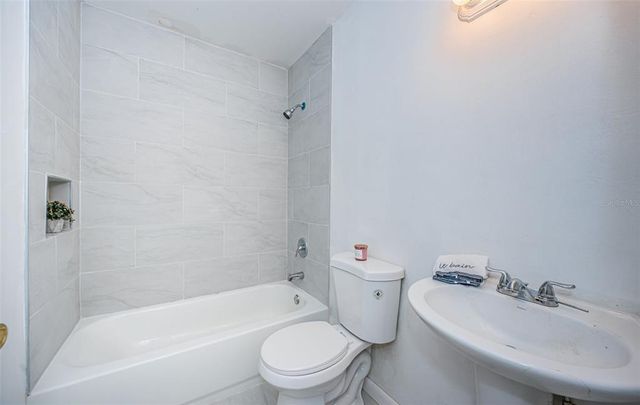 1799 N HIGHLAND AVENUE 106, Clearwater, FL 33755