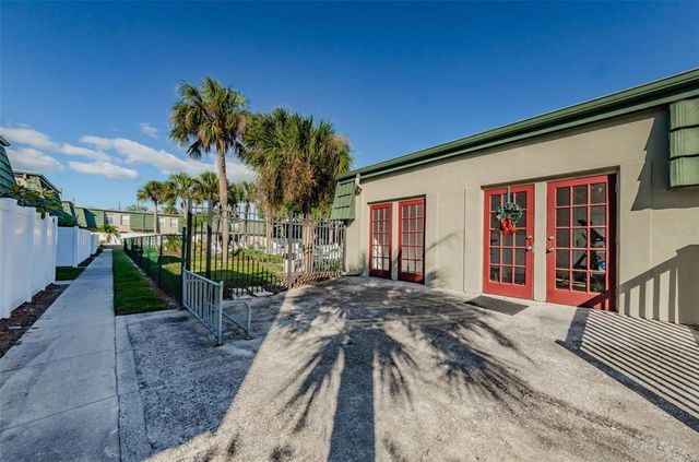 1799 N HIGHLAND AVENUE 106, Clearwater, FL 33755