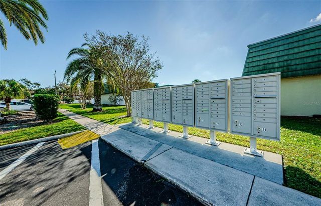 1799 N HIGHLAND AVENUE 106, Clearwater, FL 33755