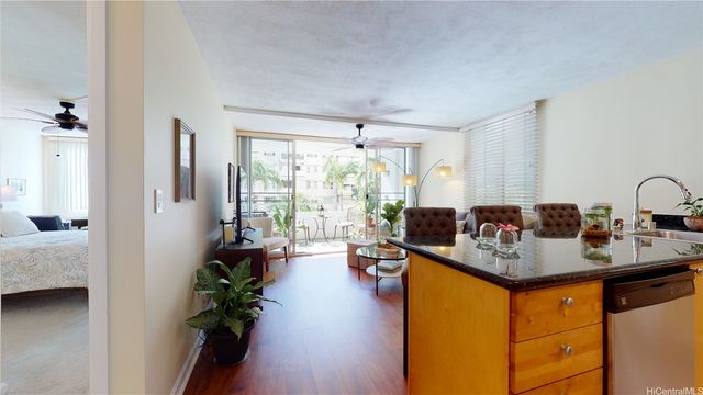 430 Kaiolu Street 308, Honolulu, HI 96815