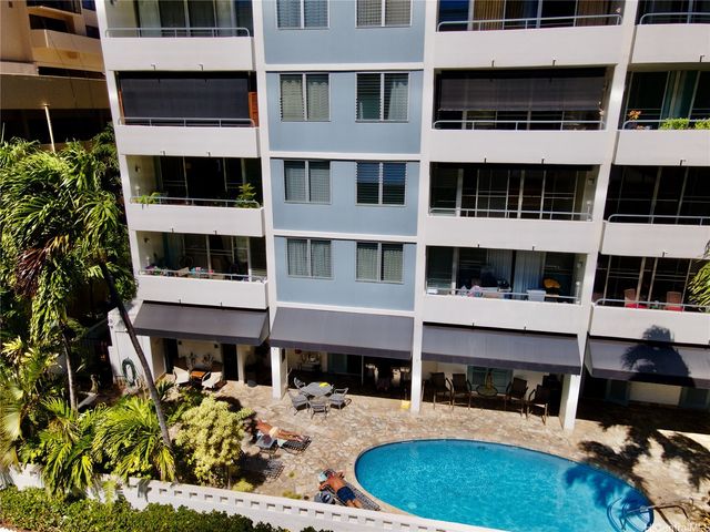 430 Kaiolu Street 308, Honolulu, HI 96815