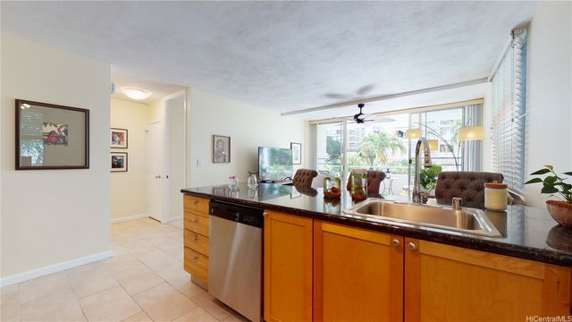 430 Kaiolu Street 308, Honolulu, HI 96815