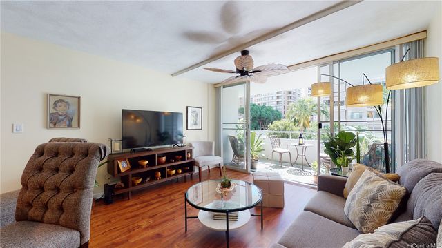 430 Kaiolu Street 308, Honolulu, HI 96815