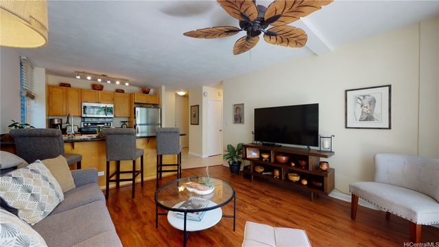 430 Kaiolu Street 308, Honolulu, HI 96815