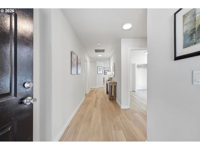 1333 Ne JUNIOR St, Portland, OR 97211