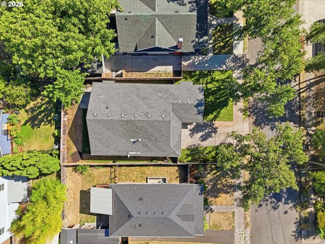 1333 Ne JUNIOR St, Portland, OR 97211