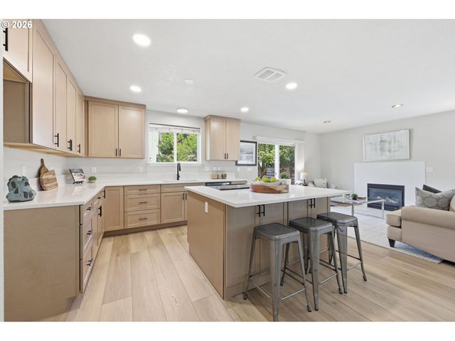 1333 Ne JUNIOR St, Portland, OR 97211