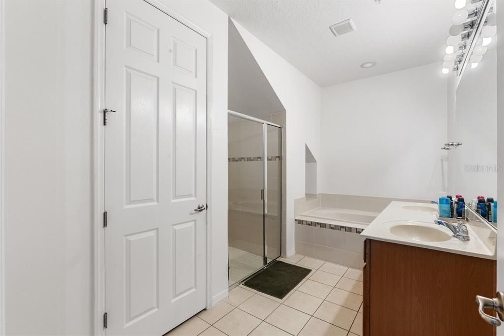 Image 17 of property listing at 2953 AQUA VIRGO LOOP 31, Orlando, FL 32837