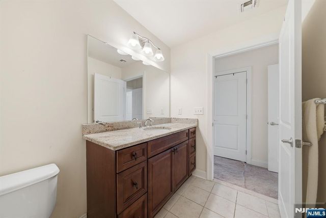 23 Dogwood Lane, Wanaque, NJ 07420