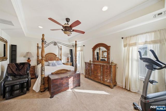 23 Dogwood Lane, Wanaque, NJ 07420