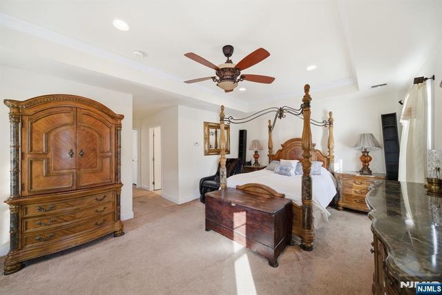 23 Dogwood Lane, Wanaque, NJ 07420