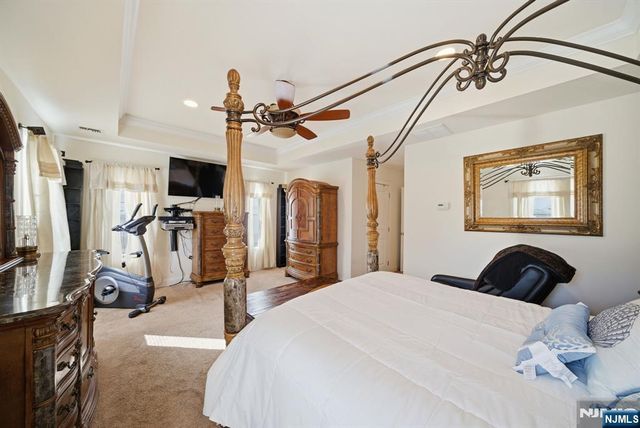 23 Dogwood Lane, Wanaque, NJ 07420