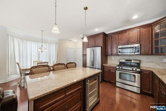 23 Dogwood Lane, Wanaque, NJ 07420