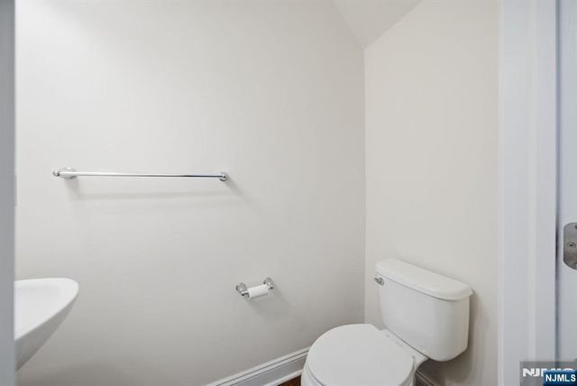 23 Dogwood Lane, Wanaque, NJ 07420