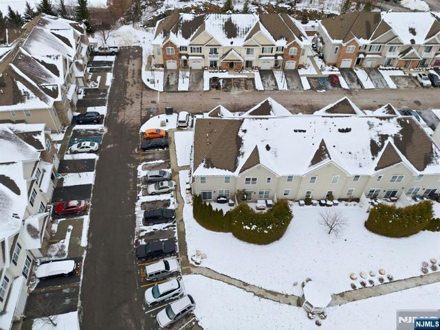 23 Dogwood Lane, Wanaque, NJ 07420