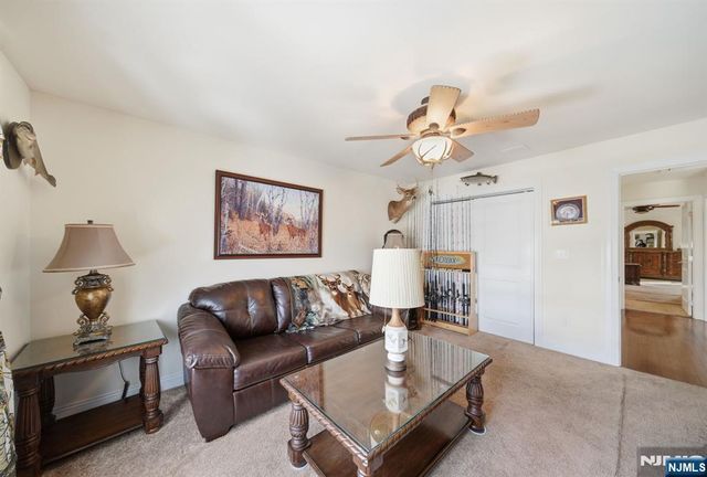 23 Dogwood Lane, Wanaque, NJ 07420