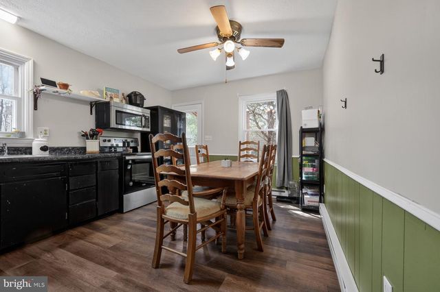 205 MONUMENT RD, Locust Grove, VA 22508