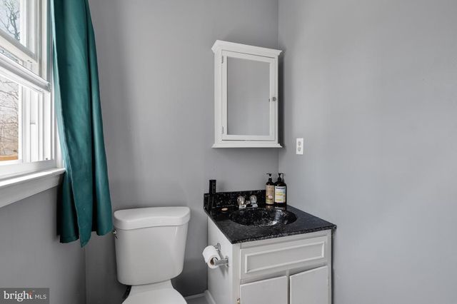 205 MONUMENT RD, Locust Grove, VA 22508