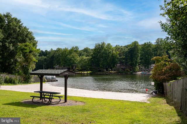 205 MONUMENT RD, Locust Grove, VA 22508